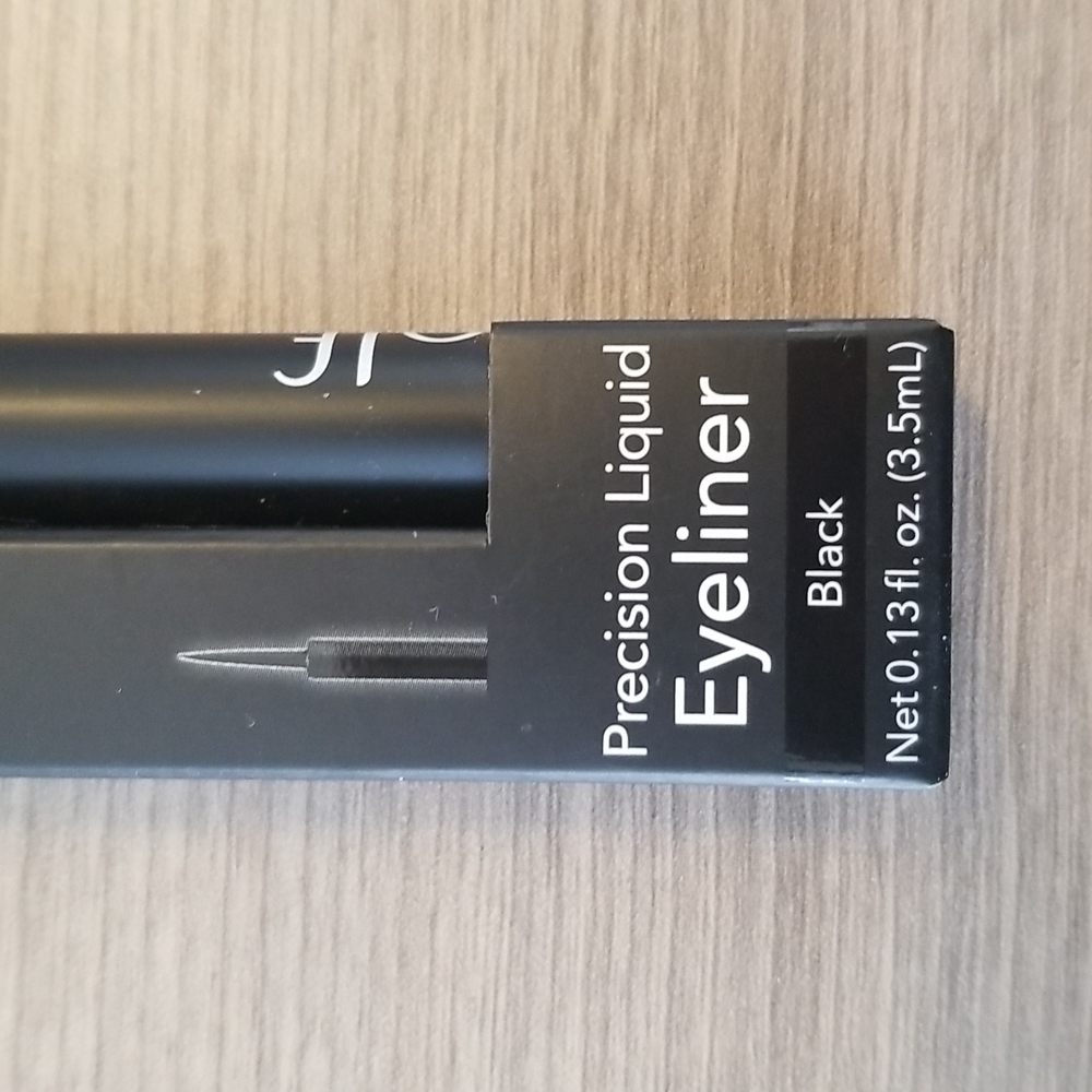 💋 3/$10 ELF Precision Liquid Black Eyeliner - Picture 2 of 4